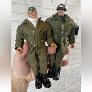 Vintage 2 action figure G.I. Joe soldiers of‎ the World war army military green
